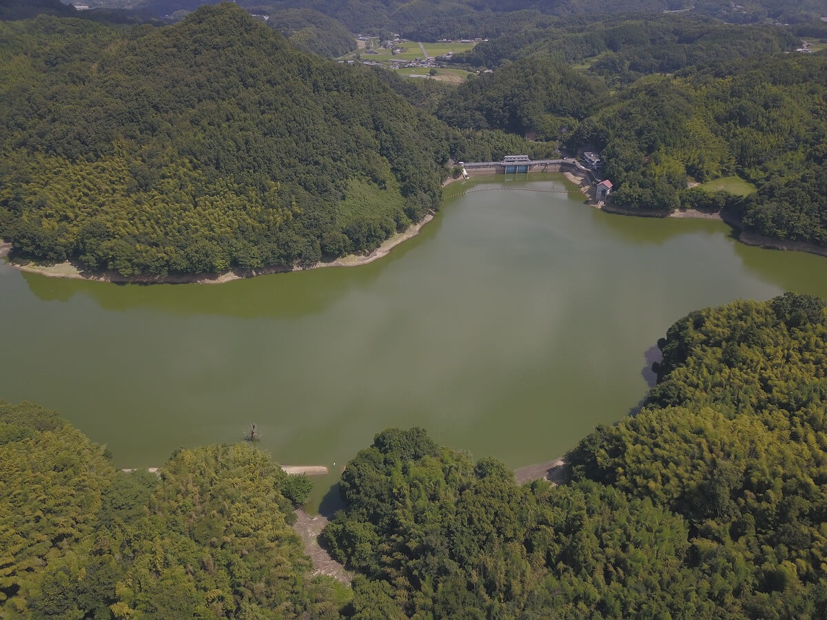 ダム建築現場の3DCG合成フォトモンタージュ用の空撮写真4